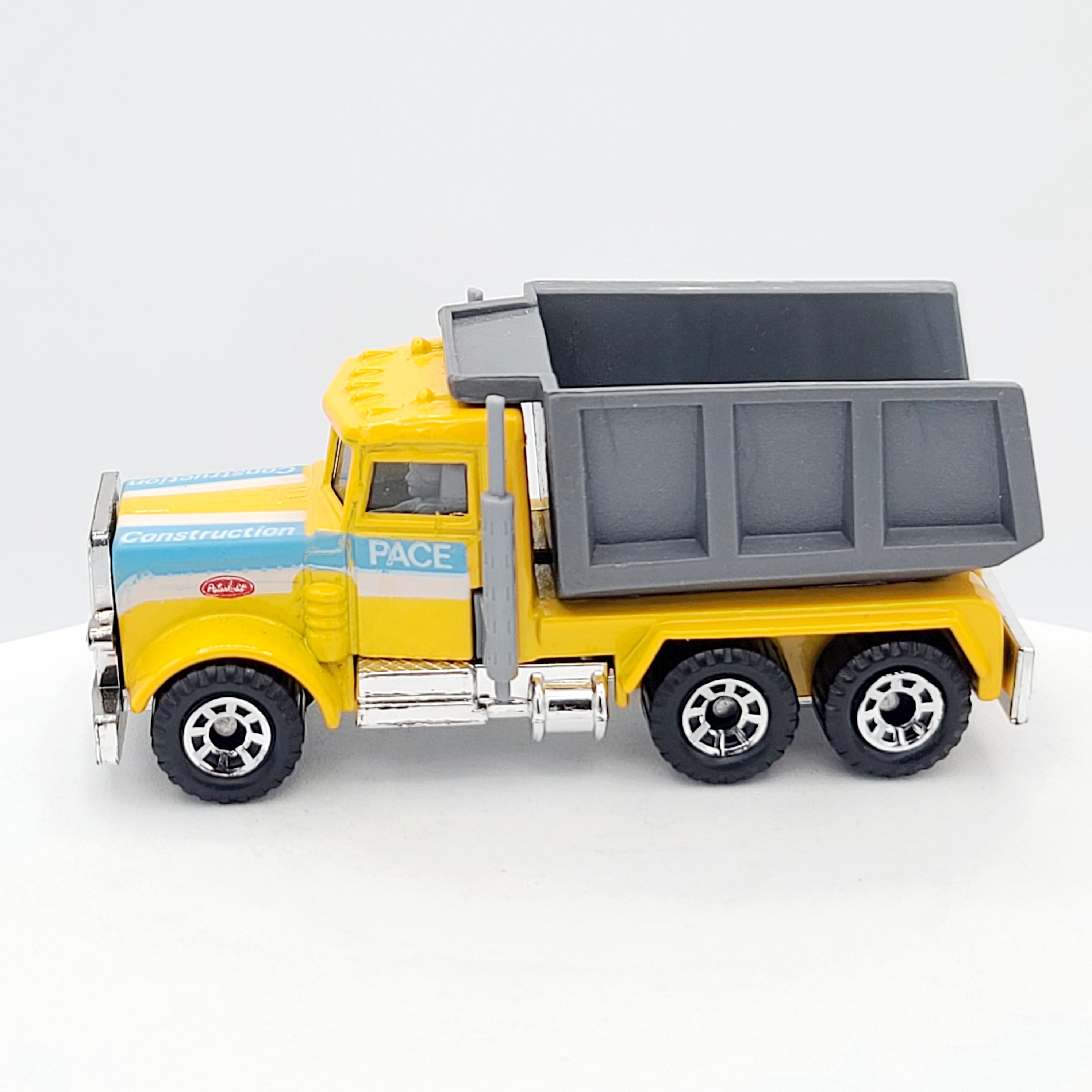 Matchbox Peterbilt i80 Dump Truck "Pace" (1990, 1991 MBX Basic 1-75)